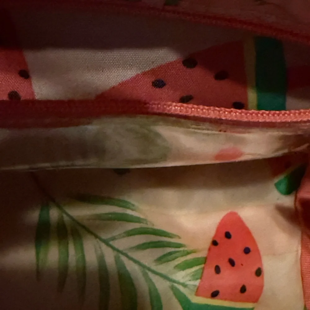 Lug Coral Quilted Small Tote Bag GUC - Picture 12 of 13